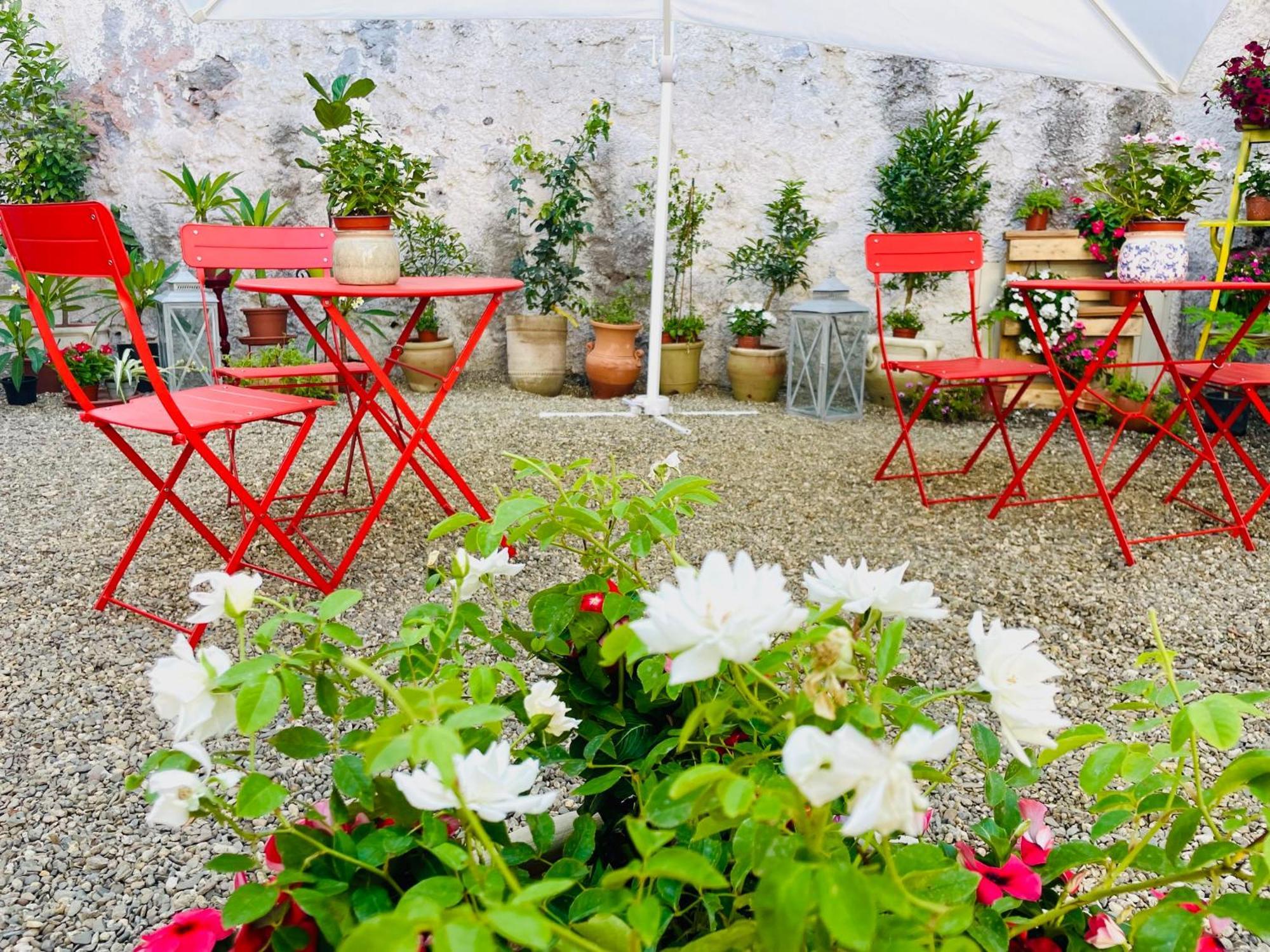 Sotto Il Fortino, Casa Vacanze Catánia Buitenkant foto