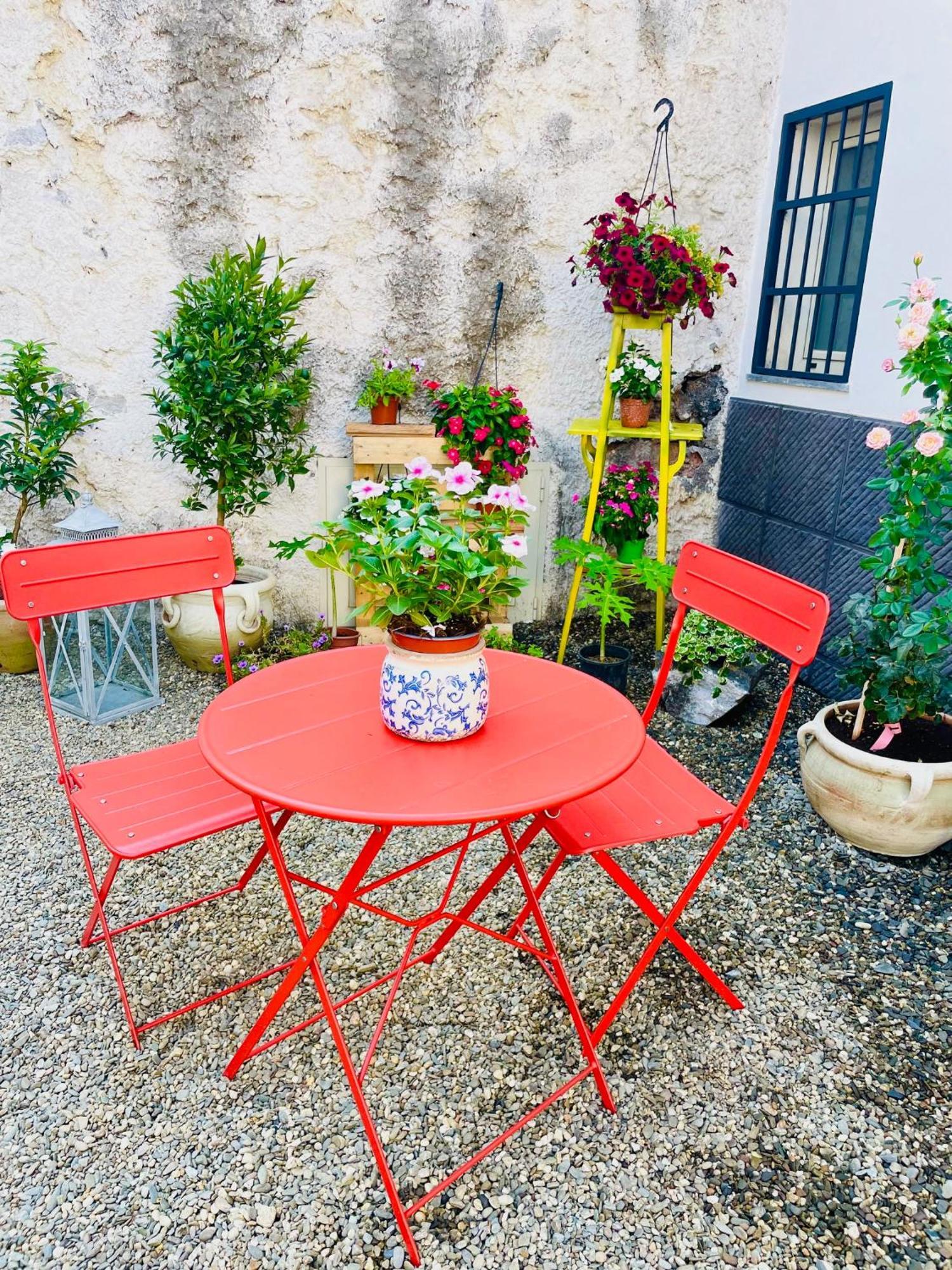 Sotto Il Fortino, Casa Vacanze Catánia Buitenkant foto