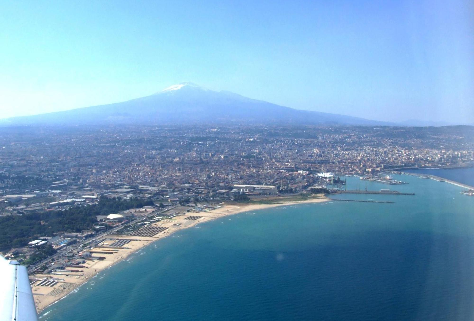 Sotto Il Fortino, Casa Vacanze Catánia Buitenkant foto